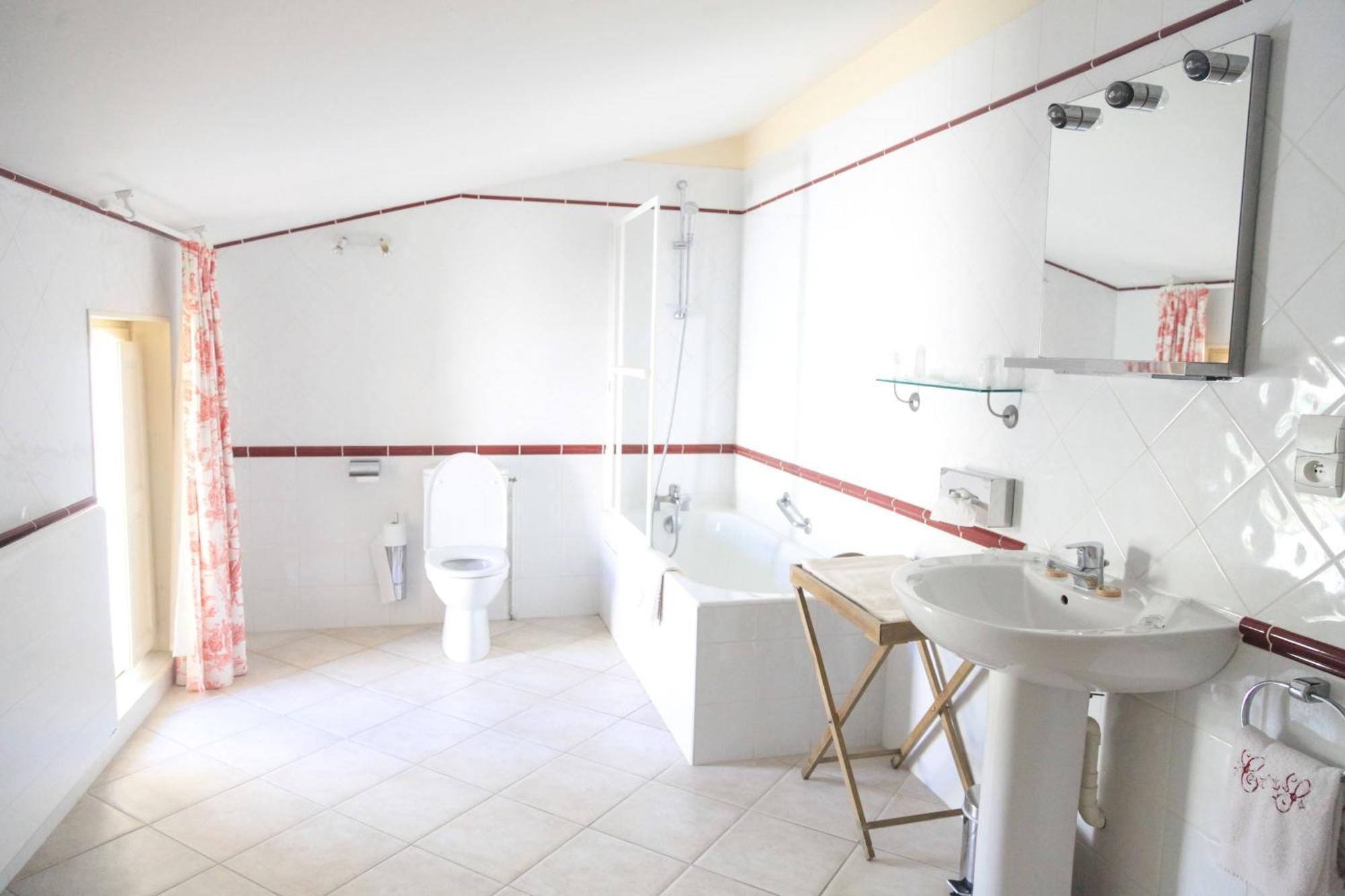Bed & Breakfast Chateau Senailhac Tresses